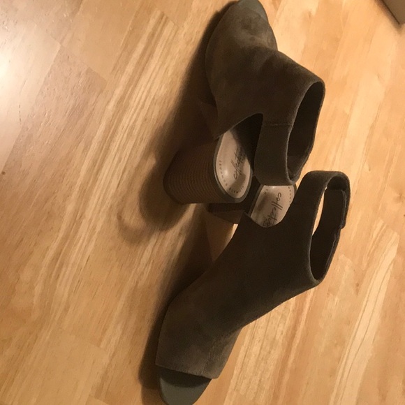 Clark Collection moss green shootie - Picture 3 of 6